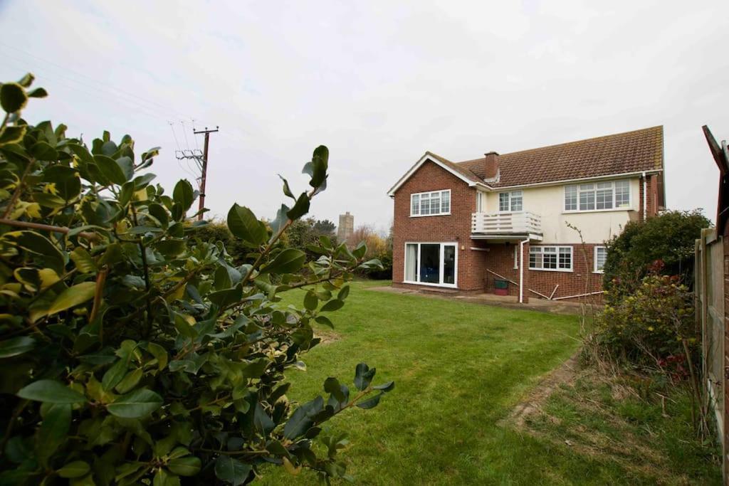 Spacious 5 Bed In The Countryside, Close To Frinton-On-Sea Kirby Cross Kültér fotó