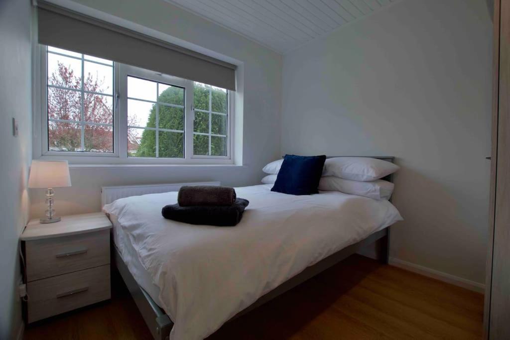 Spacious 5 Bed In The Countryside, Close To Frinton-On-Sea Kirby Cross Kültér fotó