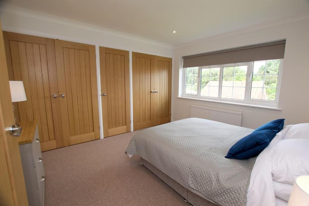Spacious 5 Bed In The Countryside, Close To Frinton-On-Sea Kirby Cross Kültér fotó