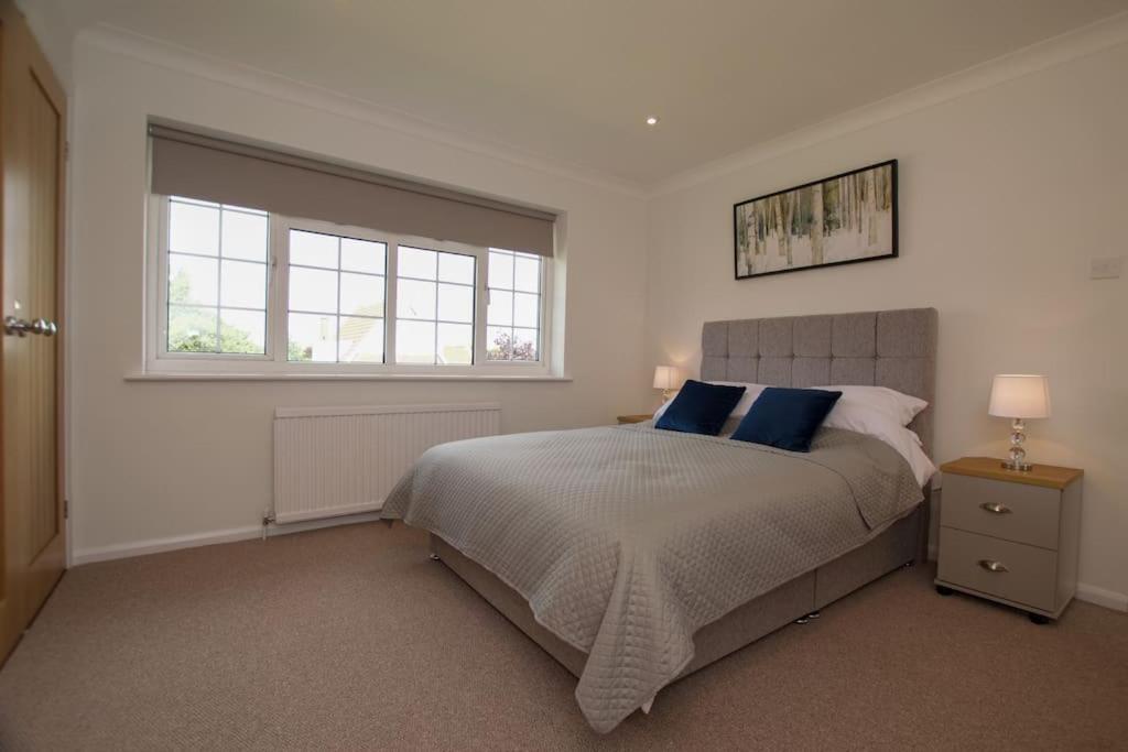 Spacious 5 Bed In The Countryside, Close To Frinton-On-Sea Kirby Cross Kültér fotó